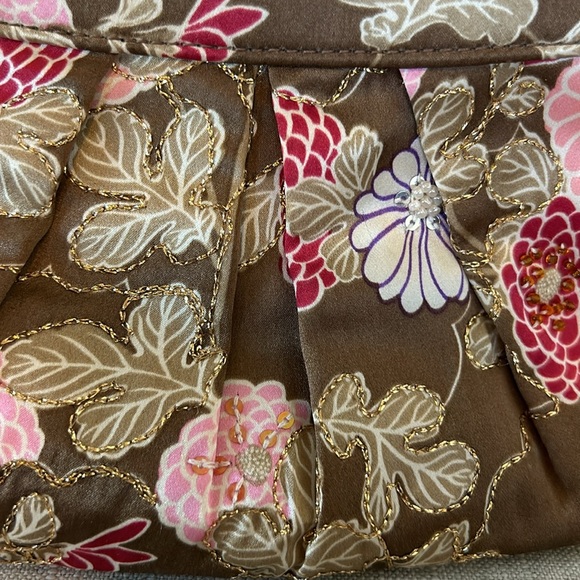 Express Satin Clutch - Picture 2 of 7